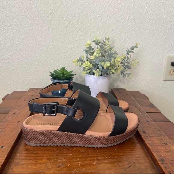Vionic Women's 9.5 Louise Raffia Platform Sandals in black. Buckled sling back. - Picture 2 of 10